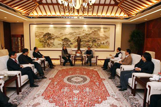民生金融租赁举办增资扩股成功的庆祝酒会　